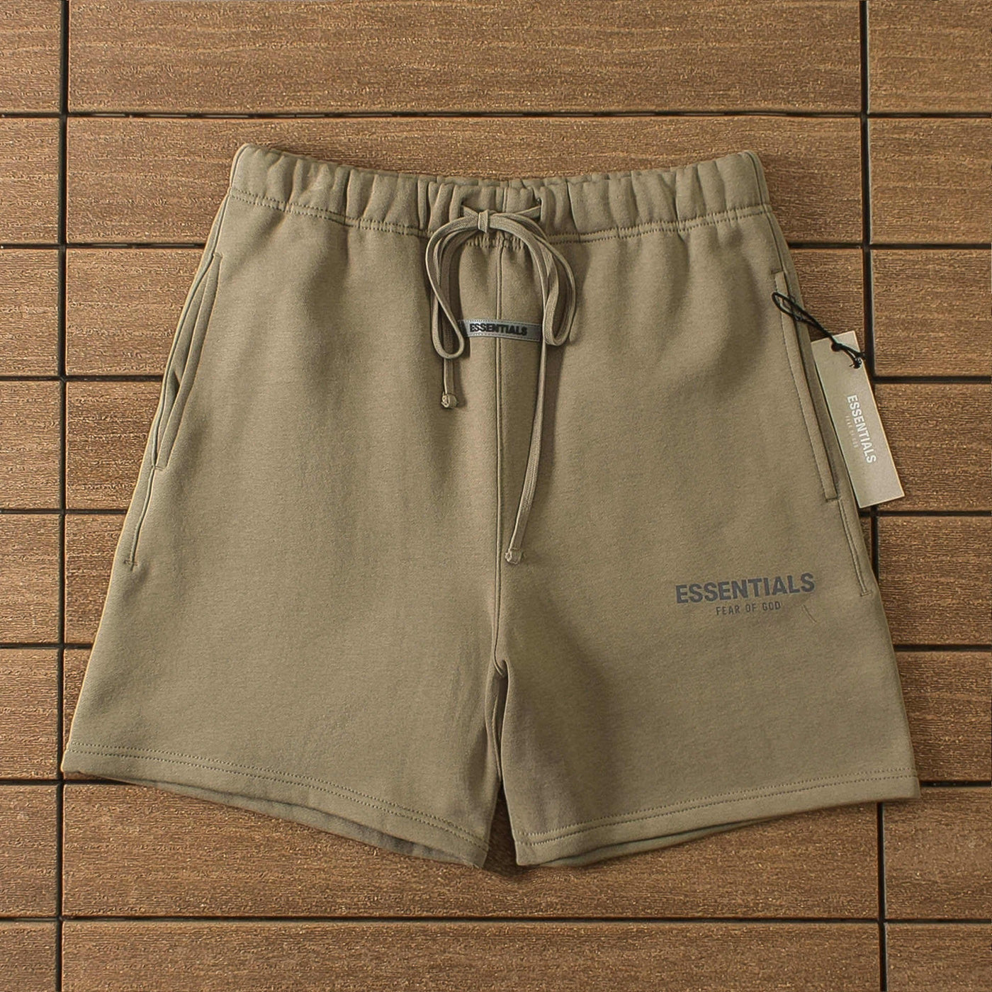 Shorts "Essence" Kannella