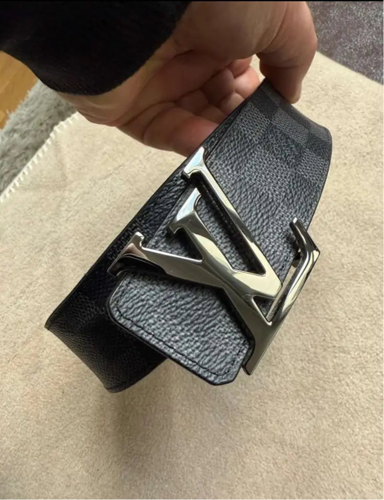 "LV" Gürtel V1